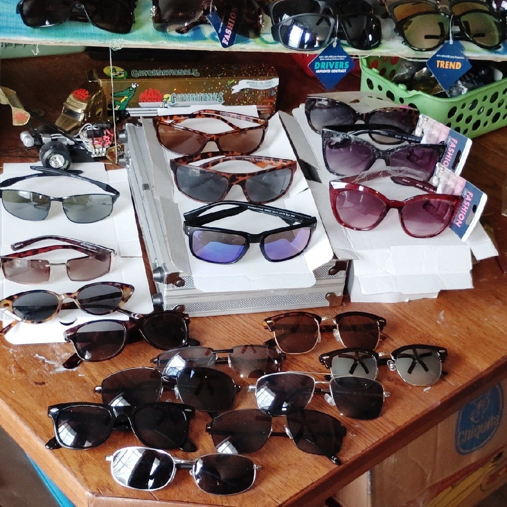 Foster Grant Men's Sunglasses Collection - Black, Brown, Purple